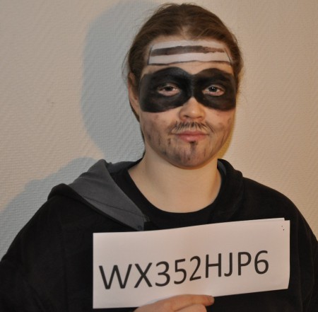 Hoppas denna skumma figur är inlåst